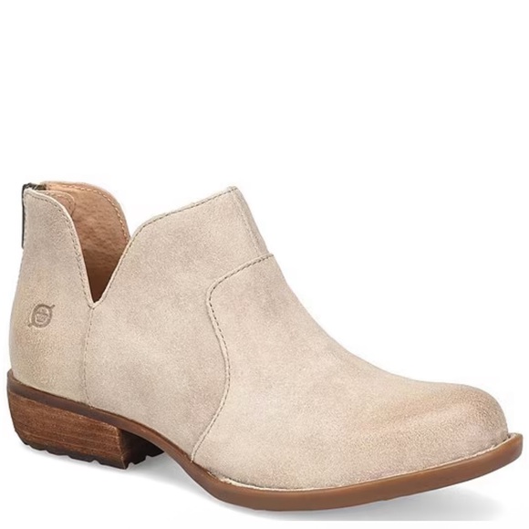 Born Shoes - 🌸BORN🌸 Kerri Suede Ankle Block Heel Booties Size: 6M